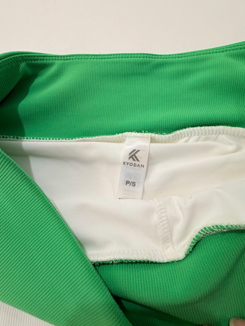 Green & White Tennis Golf Skort Size P/S Built-In Shorts - Picture 5 of 7